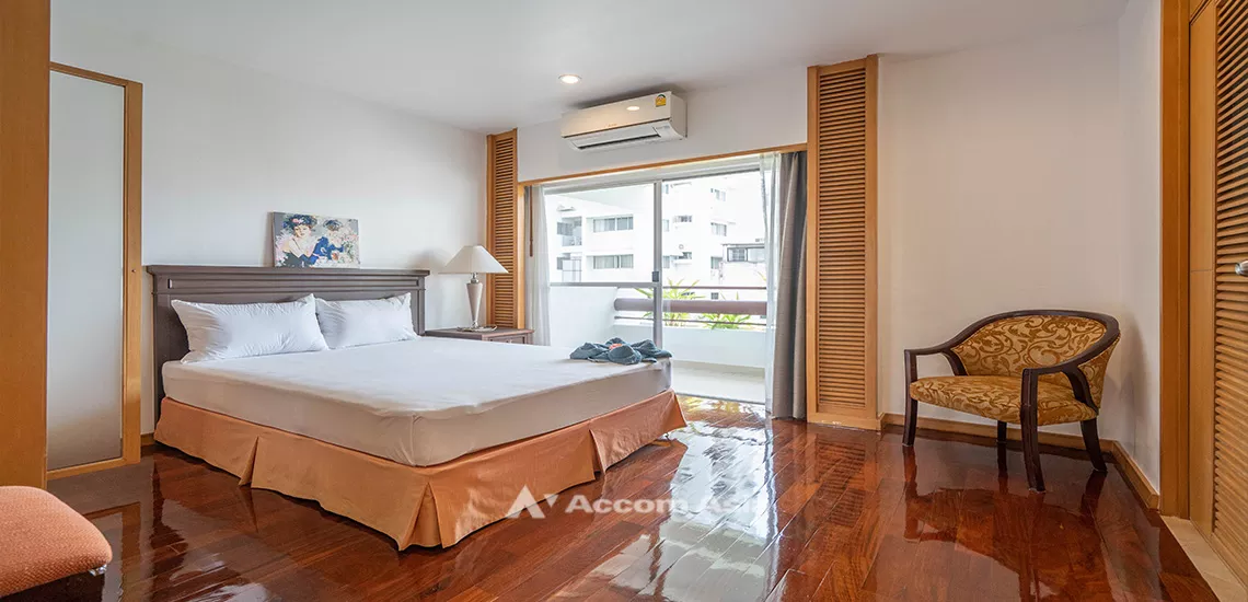 7  3 br Apartment For Rent in Sathorn ,Bangkok MRT Lumphini at Living with natural AA25446