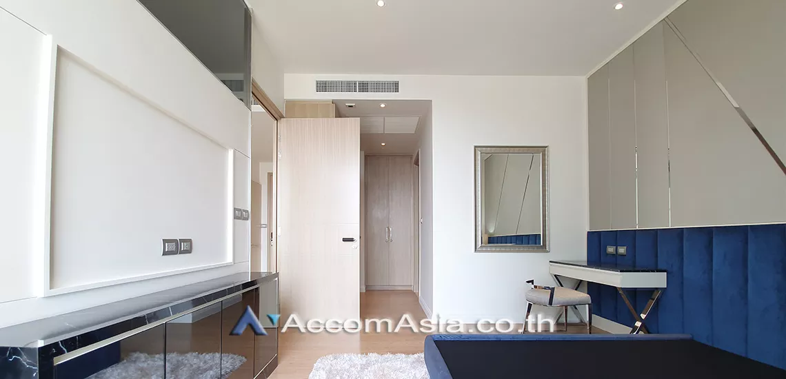 unit 1 Bedroom  Condominium For Rent in Charoen Nakhon, Bangkok  near BTS Krung Thon Buri (AA25460)