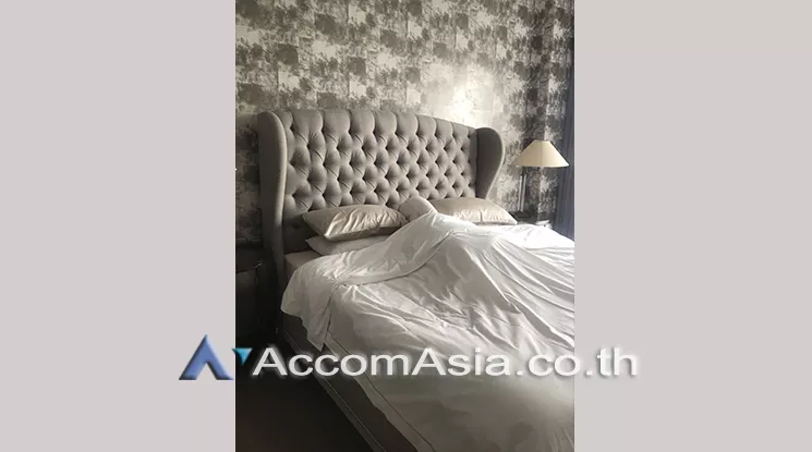  2 Bedrooms  Condominium For Rent in Ploenchit, Bangkok  near BTS Ratchadamri (AA25468)