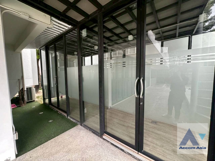 27  4 br House for rent and sale in Sukhumvit ,Bangkok BTS Punnawithi AA25469