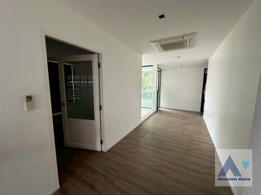 17  4 br House for rent and sale in Sukhumvit ,Bangkok BTS Punnawithi AA25469