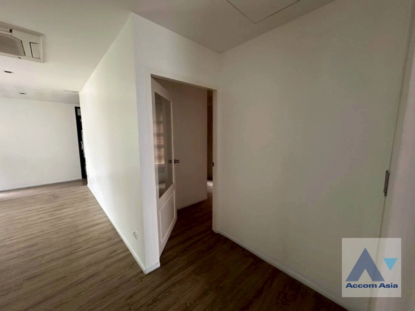 20  4 br House for rent and sale in Sukhumvit ,Bangkok BTS Punnawithi AA25469