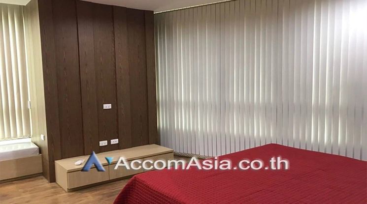 unit 2 Bedrooms  Condominium For Rent & Sale in Ploenchit, Bangkok  near BTS Chitlom (AA25473)