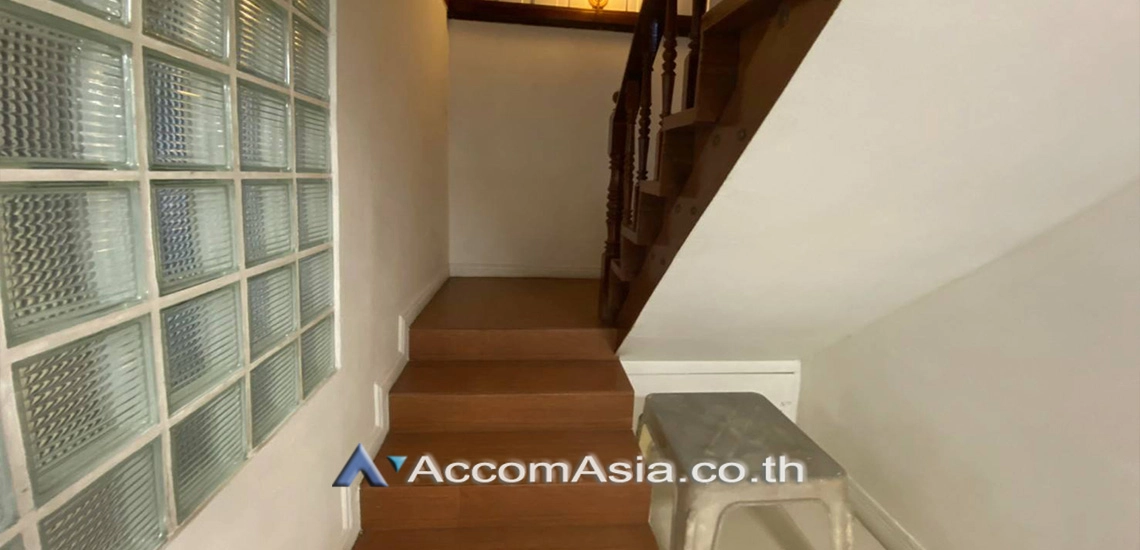 18  3 br House for rent and sale in Sukhumvit ,Bangkok BTS Thong Lo AA25488