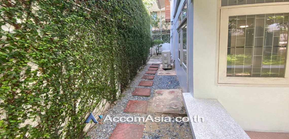 7  3 br House for rent and sale in Sukhumvit ,Bangkok BTS Thong Lo AA25488