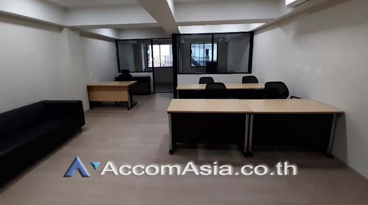 unit Office space For Rent in Sukhumvit, Bangkok  near BTS Thong Lo (AA25493)