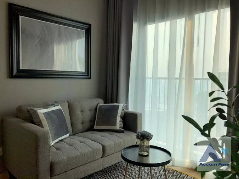  1  2 br Condominium For Sale in Ratchadaphisek ,Bangkok MRT Thailand Cultural Center at Noble Revolve Ratchada 2 AA25502