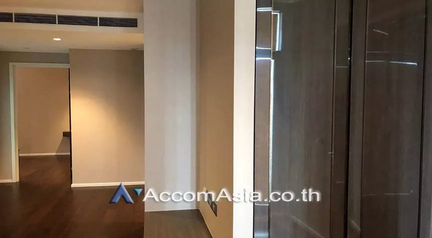 2  1 br Condominium For Rent in Sukhumvit ,Bangkok BTS Phrom Phong at The Diplomat 39 AA25510
