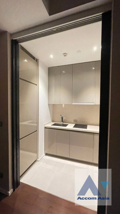 unit 1 Bedroom  Condominium For Rent in Sukhumvit, Bangkok  near BTS Phrom Phong (AA25510)