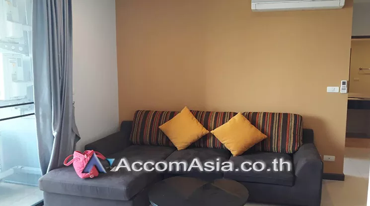  2 Bedrooms  Condominium For Sale in Sukhumvit, Bangkok  near BTS Phra khanong (AA25511)
