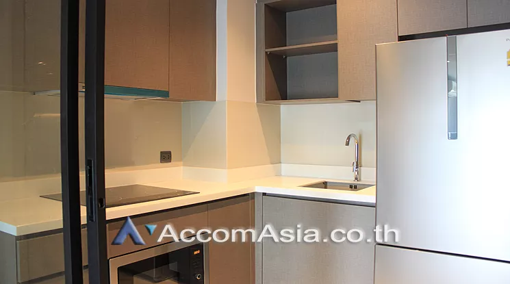 unit 2 Bedrooms  Condominium For Rent in Sukhumvit, Bangkok  near BTS Ekkamai (AA25543)
