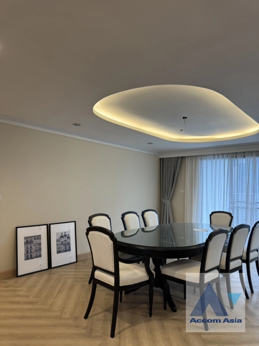 unitBig Balcony | Elegant condo with serene ambiance at Regent On The Park 2 (AA25565)
