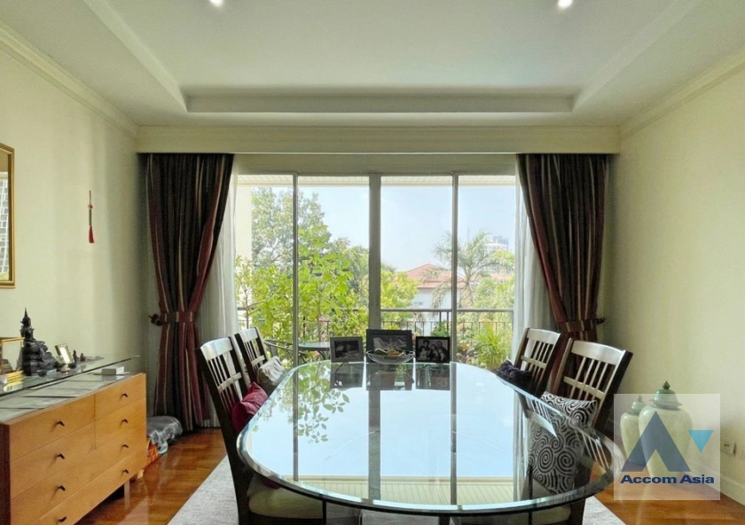 unitBaan Nunthasiri Condominium