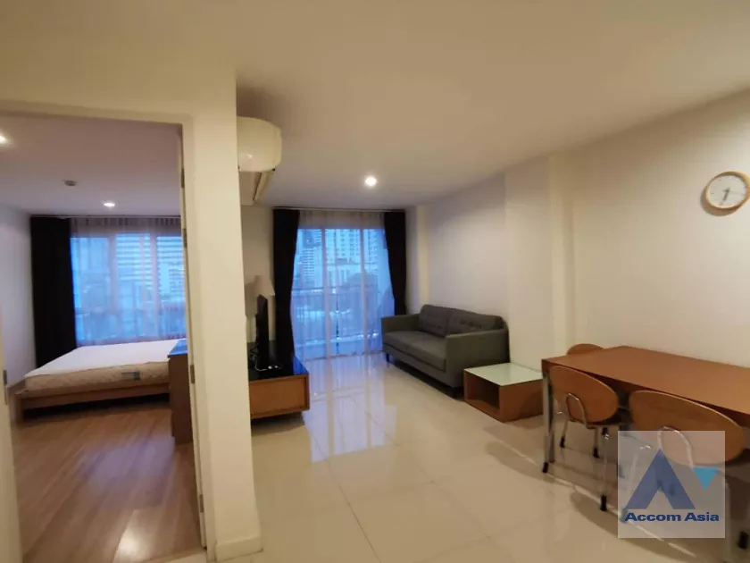 Voque Sukhumvit 16 Condominium  1 Bedroom for Sale & Rent MRT Sukhumvit in Sukhumvit Bangkok