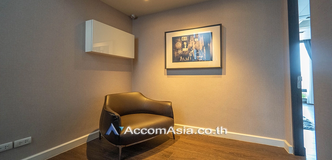 15  3 br Townhouse for rent and sale in Sukhumvit ,Bangkok BTS Ekkamai at The Park lane 22 AA25612