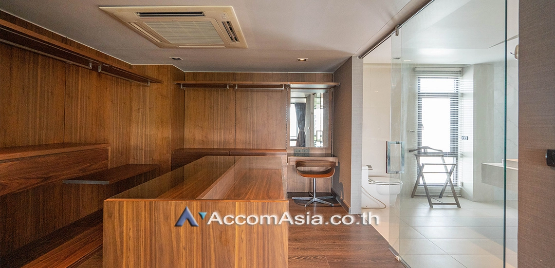 16  3 br Townhouse for rent and sale in Sukhumvit ,Bangkok BTS Ekkamai at The Park lane 22 AA25612