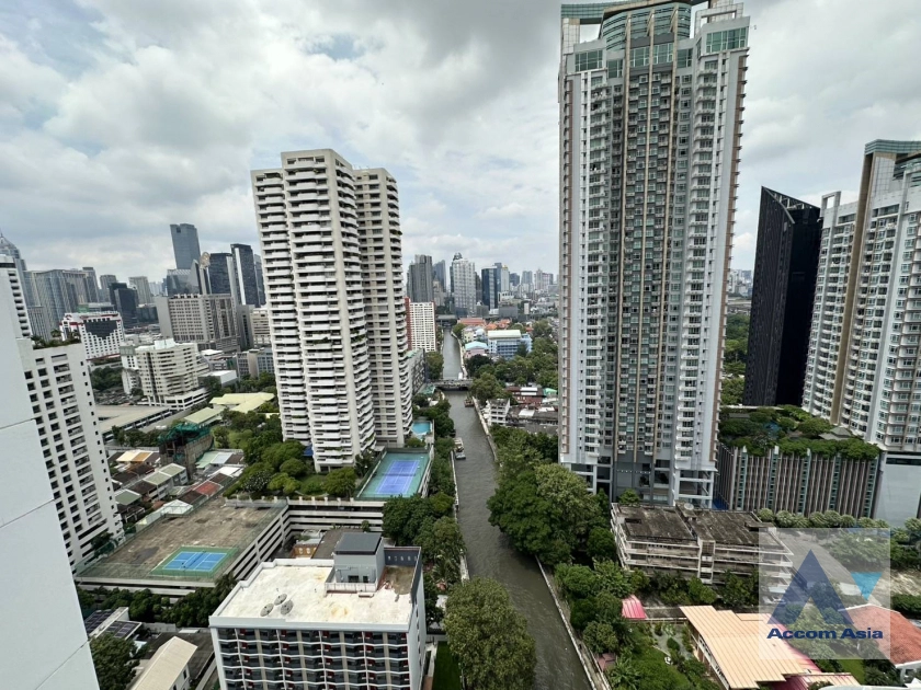 32  3 br Condominium for rent and sale in Sukhumvit ,Bangkok BTS Nana at Kallista Mansion AA25623