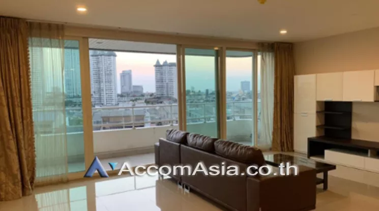  3 Bedrooms  Condominium For Rent in Charoennakorn, Bangkok  near BTS Krung Thon Buri (AA25626)