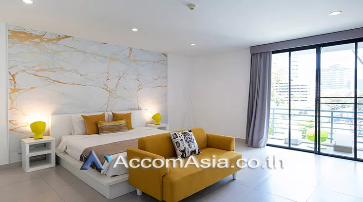 unit 1 Bedroom  Apartment For Rent in Ploenchit, Bangkok  near BTS Chitlom - MRT Lumphini (AA25647)