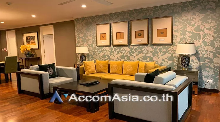  3 Bedrooms  Apartment For Rent in Ploenchit, Bangkok  near BTS Chitlom - MRT Lumphini (AA25648)