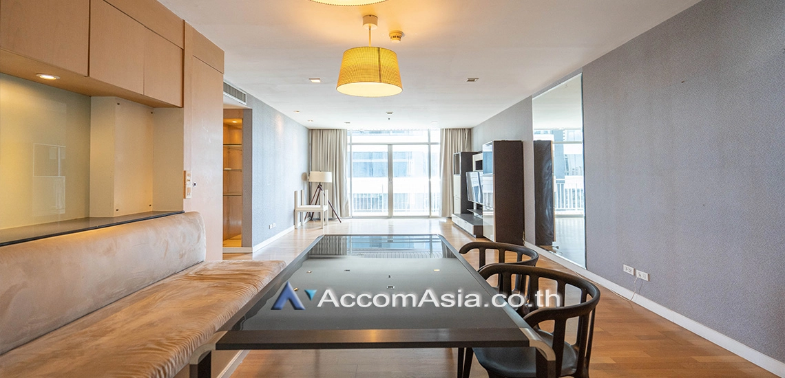unit 2 Bedrooms  Condominium For Rent & Sale in Sathorn, Bangkok  near BTS Chong Nonsi (AA25651)