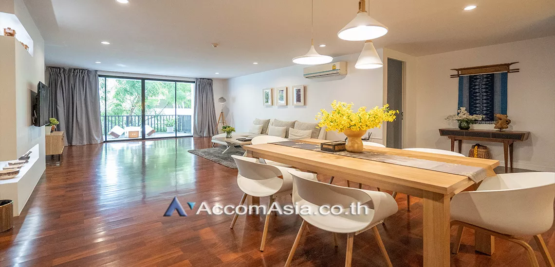 unitGarden View, Big Balcony |  4 Bedrooms  Apartment For Rent in Ploenchit, Bangkok  near BTS Chitlom - MRT Lumphini (AA25653)