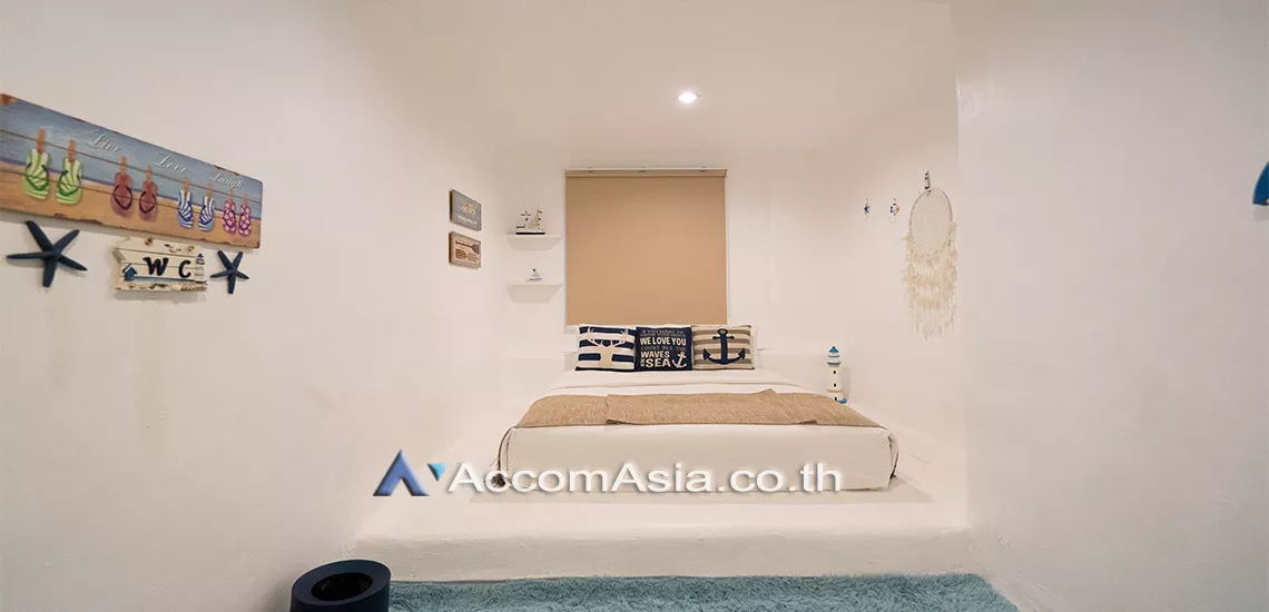 13  4 br Apartment For Rent in Ploenchit ,Bangkok BTS Chitlom - MRT Lumphini at Exclusive Residence AA25653