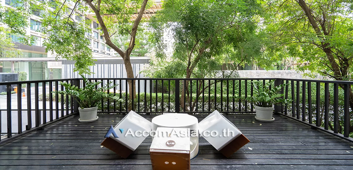 Garden View, Big Balcony |  4 Bedrooms  Apartment For Rent in Ploenchit, Bangkok  near BTS Chitlom - MRT Lumphini (AA25653)