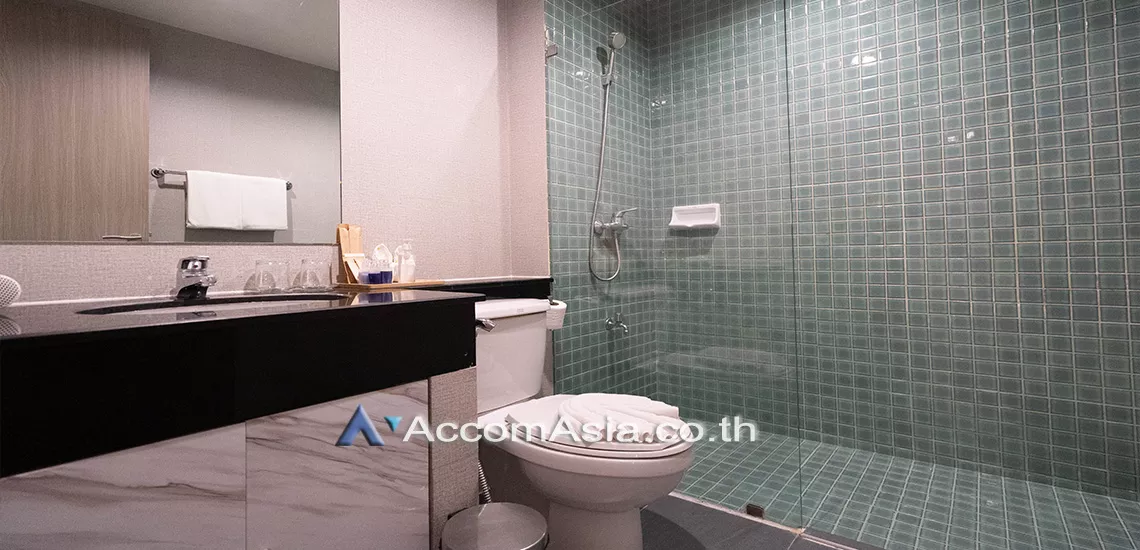 7  4 br Apartment For Rent in Ploenchit ,Bangkok BTS Chitlom - MRT Lumphini at Low-Rise Cozy Apartment, 5 mins walk to Lumpini park AA25653