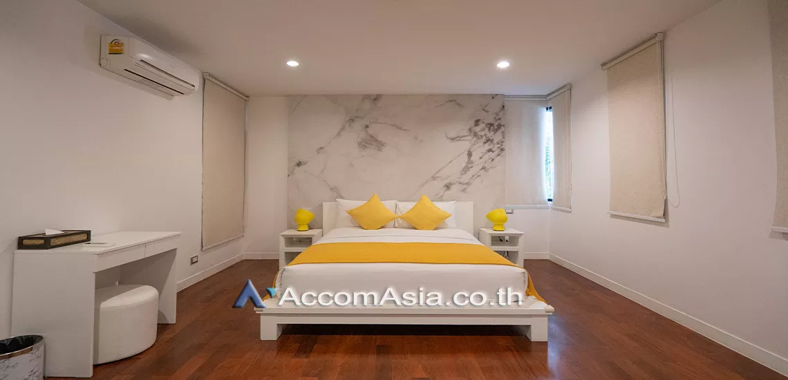 12  4 br Apartment For Rent in Ploenchit ,Bangkok BTS Chitlom - MRT Lumphini at Exclusive Residence AA25653
