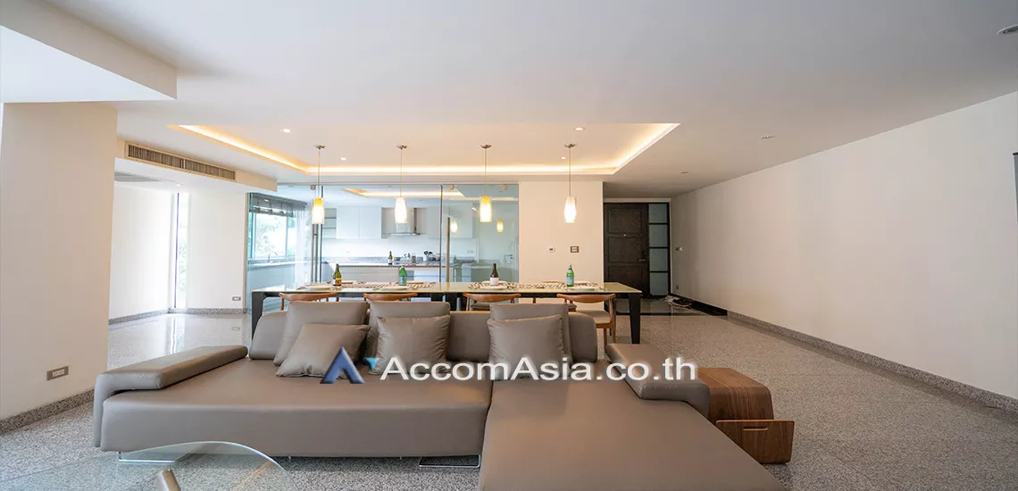 Pet friendly |  Modern Living Style Apartment  3 Bedroom for Rent BTS Phra khanong in Sukhumvit Bangkok