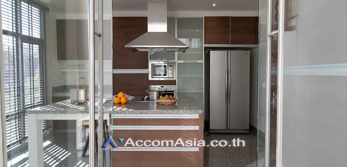 12  2 br Apartment For Rent in Sukhumvit ,Bangkok BTS Phra khanong at Modern Living Style AA25657
