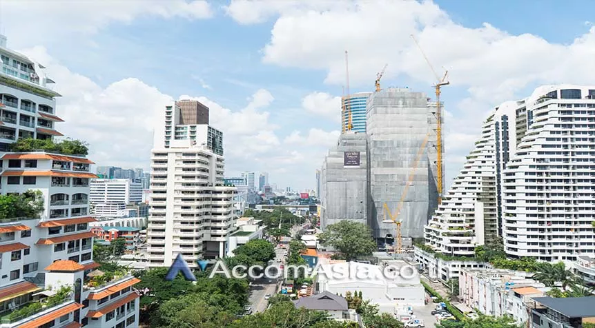 8  4 br Apartment For Rent in Sukhumvit ,Bangkok BTS Phrom Phong at High quality of living AA25662