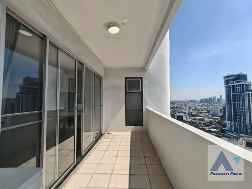 11  3 br Condominium for rent and sale in Sukhumvit ,Bangkok BTS Ekkamai at Regent On The Park 2 AA25666