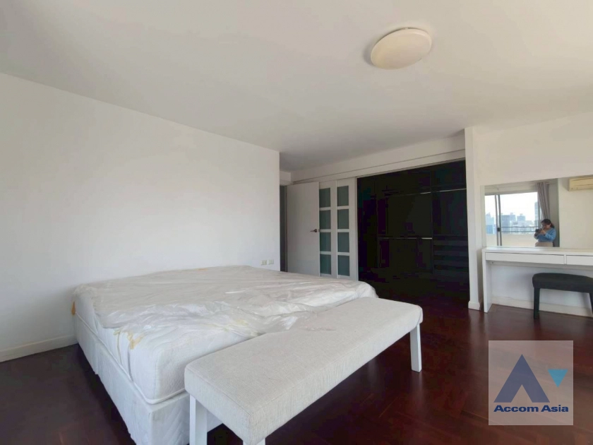 20  3 br Condominium for rent and sale in Sukhumvit ,Bangkok BTS Ekkamai at Regent On The Park 2 AA25666