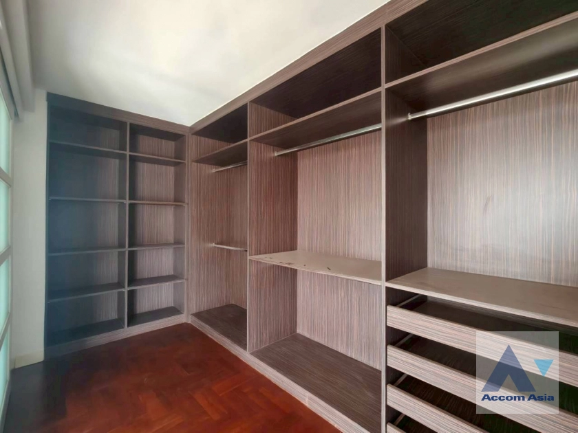 23  3 br Condominium for rent and sale in Sukhumvit ,Bangkok BTS Ekkamai at Regent On The Park 2 AA25666