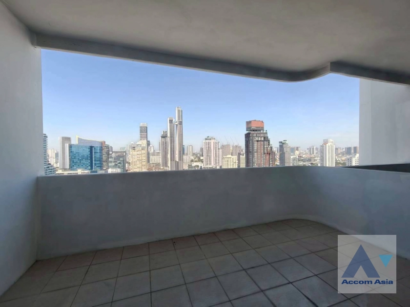 37  3 br Condominium for rent and sale in Sukhumvit ,Bangkok BTS Ekkamai at Regent On The Park 2 AA25666