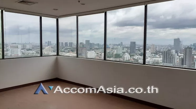 unit Office space For Rent in Phaholyothin, Bangkok  near BTS Sanam Pao (AA25678)