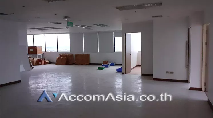  1  Office Space For Rent in Phaholyothin ,Bangkok BTS Sanam Pao at SM tower AA25678