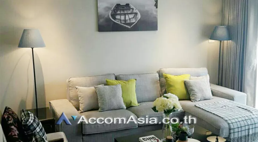 unit 2 Bedrooms  Apartment For Rent in Ploenchit, Bangkok  near BTS Ploenchit (AA25700)