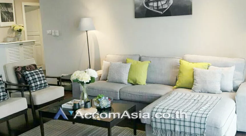 unit 2 Bedrooms  Apartment For Rent in Ploenchit, Bangkok  near BTS Ploenchit (AA25700)