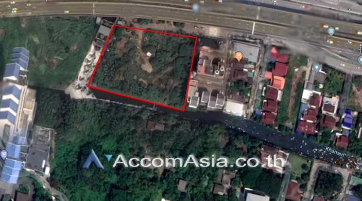  2  Land For Sale in Ratchadaphisek ,Bangkok  AA25703