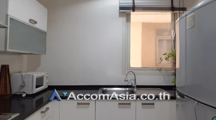  8 Bedrooms  Condominium For Rent in Sukhumvit, Bangkok  near BTS Thong Lo (AA25717)