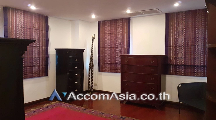 12  3 br Townhouse For Rent in Sukhumvit ,Bangkok BTS Asok - MRT Sukhumvit at Kiarti Thanee City AA25762
