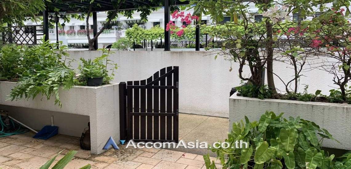 15  3 br Townhouse For Rent in Sukhumvit ,Bangkok BTS Asok - MRT Sukhumvit at Kiarti Thanee City AA25762