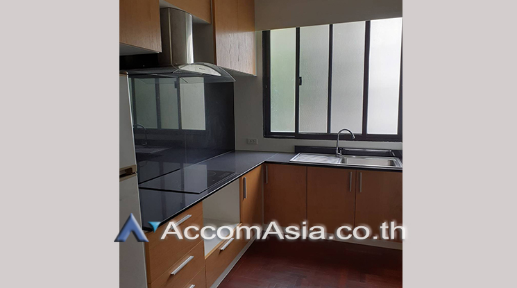 5  2 br Apartment For Rent in Ploenchit ,Bangkok BTS Ploenchit at Comfortable living Apartment AA25772