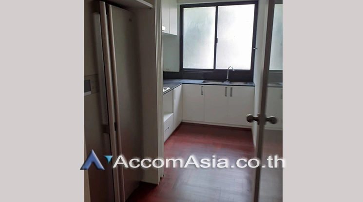 unit 2 Bedrooms  Apartment For Rent & Sale in Ploenchit, Bangkok  near BTS Ploenchit (AA25773)