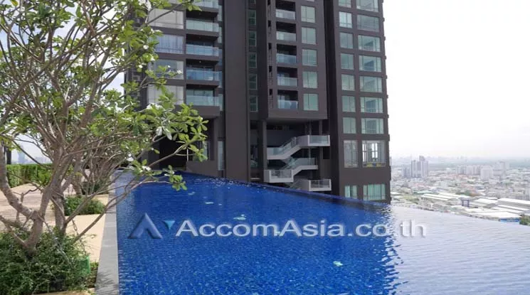  2 Bedrooms  Condominium For Rent in Charoenkrung, Bangkok  near BRT Rama IX Bridge (AA25788)