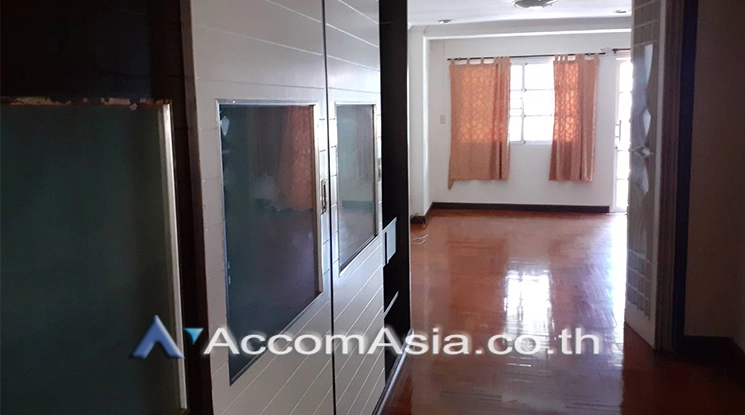 7  3 br Townhouse For Rent in Sathorn ,Bangkok BRT Technic Krungthep AA25792