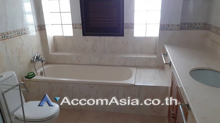 8  3 br Townhouse For Rent in Sathorn ,Bangkok BRT Technic Krungthep AA25792